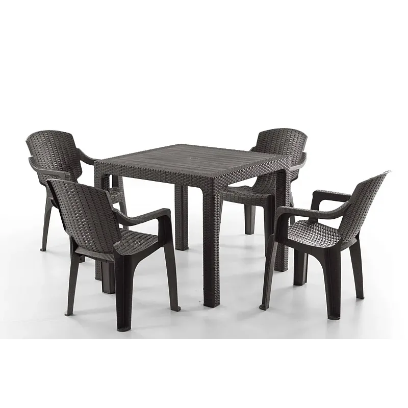 Set Masa terasa/gradina cu 4 scaune Golf Pro Maro, 90x90x77 cm, plastic, aspect ratan - Studiocasa.ro