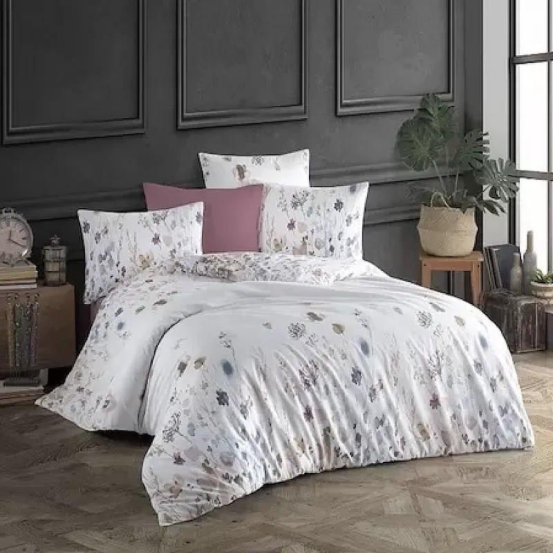 Lenjerie pat dublu Karelia Studio Casa, 100% Bumbac ranforce, Cearceaf pilota 200 x 200 cm, Cearceaf pat 220 x 240 cm, 2 fete de perna 50 x 70 cm, Multicolor - Studiocasa.ro