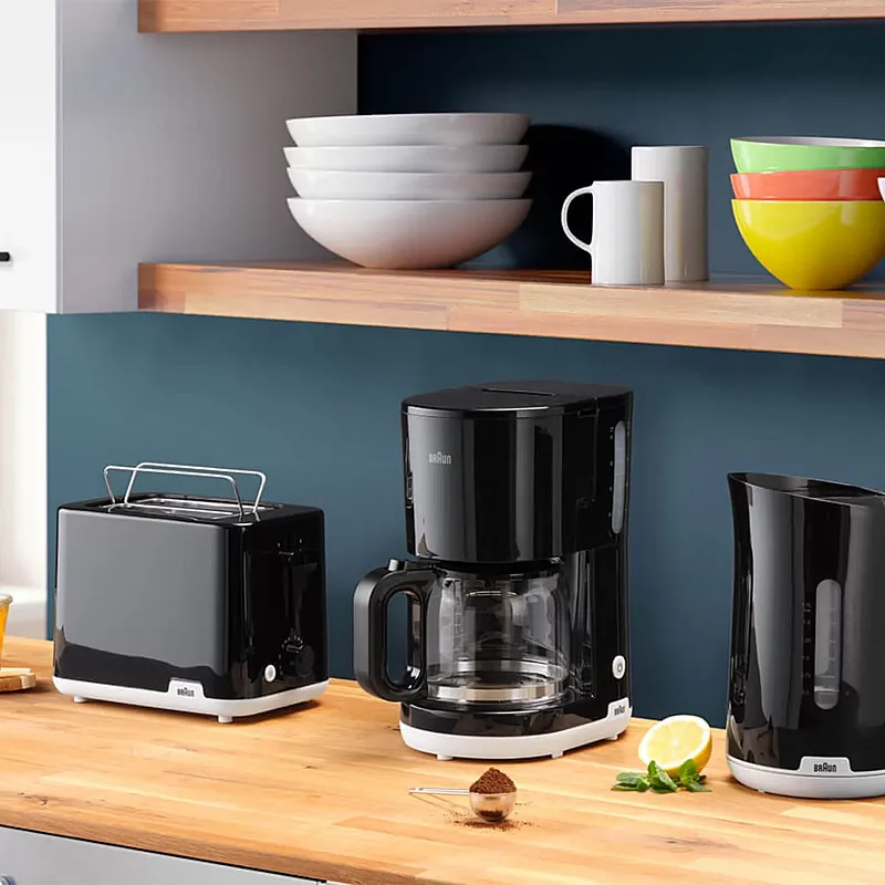 Cafetiera Braun KF1100BK, 1000 W, Carafa din sticla, Capacitate 1.38 L, Filtru pivotant, Sistem anti-picurare, Oprire automata, Negru - Studiocasa.ro
