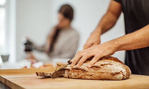 Mașină de făcut pâine - un mod simplu și ușor de a face pâine de casă