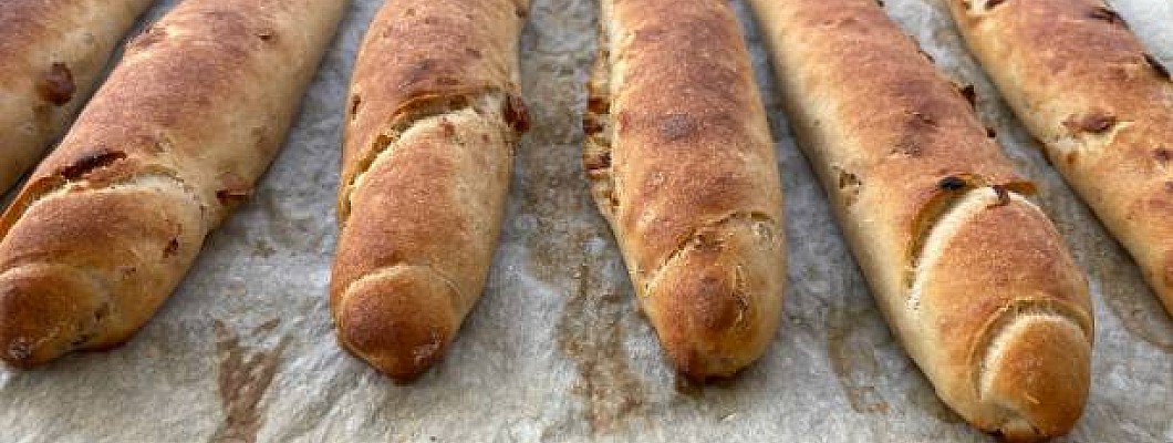 De ce este bine să mănânci pâine? Avantaje mașini de pâine