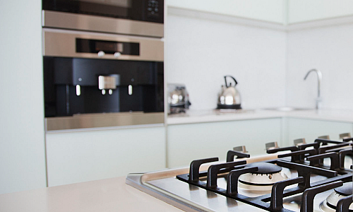 Plita incorporabila pe gaz – Ghid achizitie si recomandari| Studio Casa