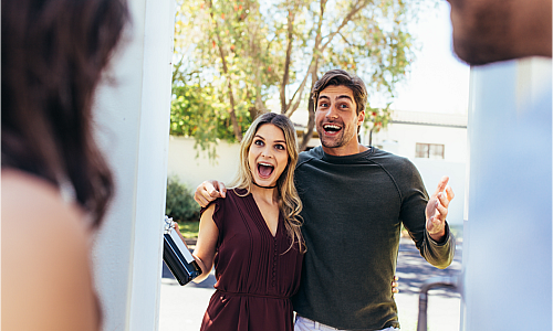 Listă de idei de cadouri de casă nouă: Ce cadou oferi cu această ocazie