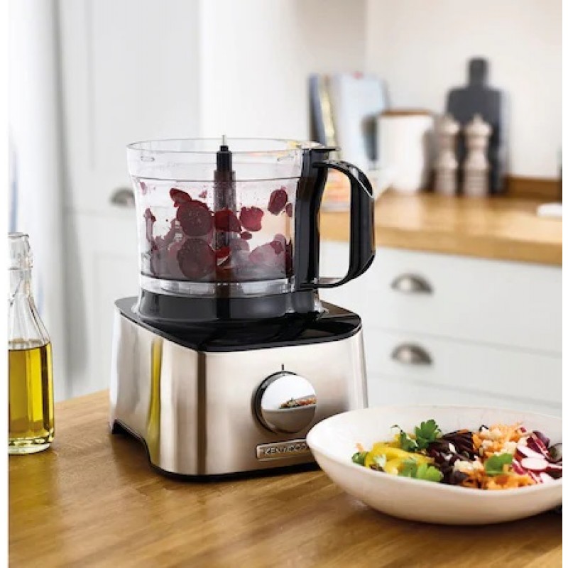 alimente tocate cu robot de bucatarie